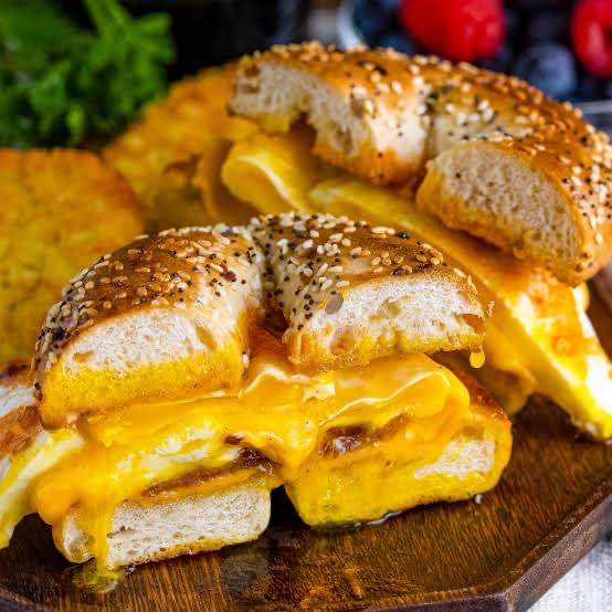 Fresh-baked bagels from Breakfast Bros NY Cafe